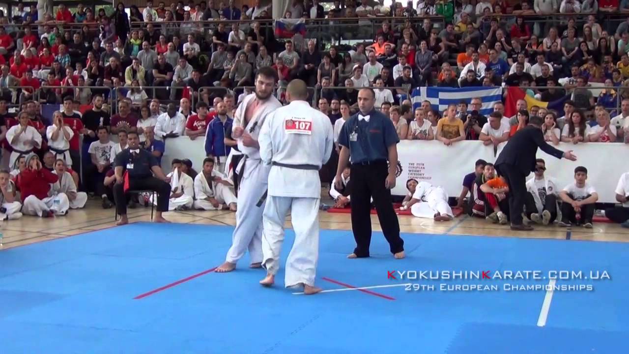 29 EC, 1/2 +90 Alejandro Navarro (Spain, aka) - Damian Galinski (Poland, aka)