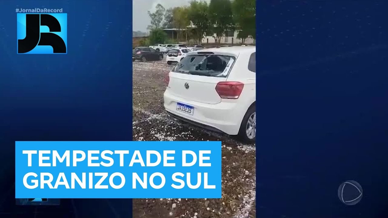 Tempestade de granizo provoca estragos e deixa 155 feridos na cidade de Erechim (RS)