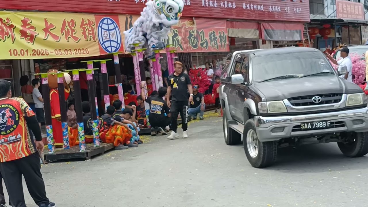 High pole Lion Dance Yick Nam @ Foh Sang 21/2/26