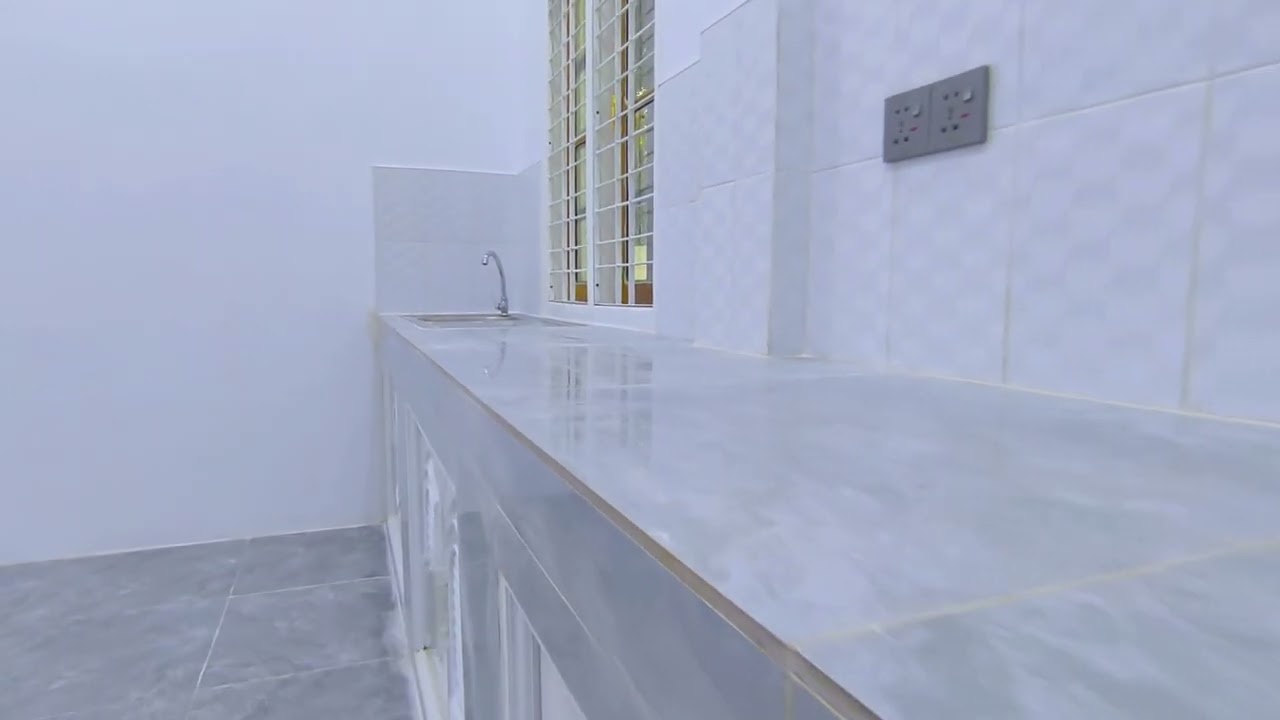 ဒီအိမ်လေးကိုမြင်တာနဲ့ကိုကြိုက်နေတာ