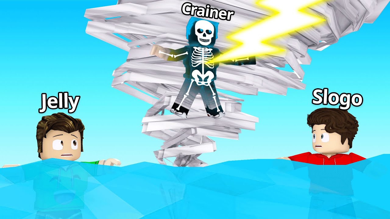SURVIVE The GIANT TORNADO In ROBLOX! (Natural Disasters)