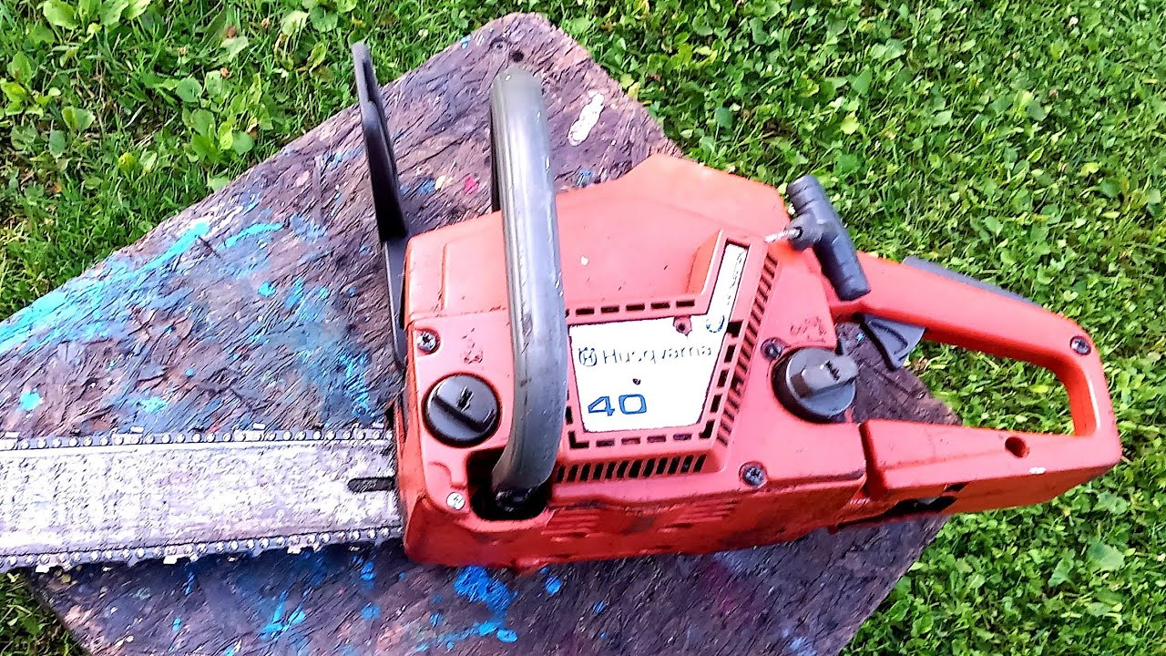 Husqvarna 40 #husqvarna #chainsawman #forestry #coldstart #forest #oldschool #chainsaw 