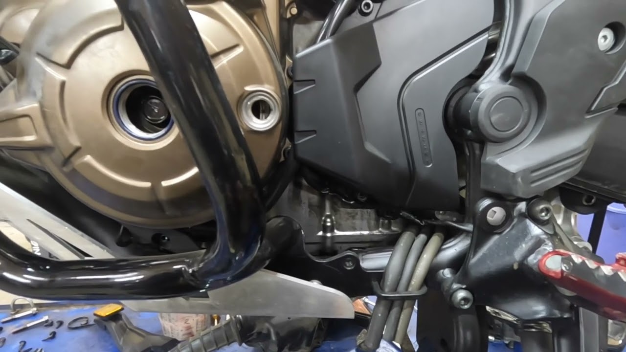 Регулировка клапанов Африка Твин Africa Twin CRF1000