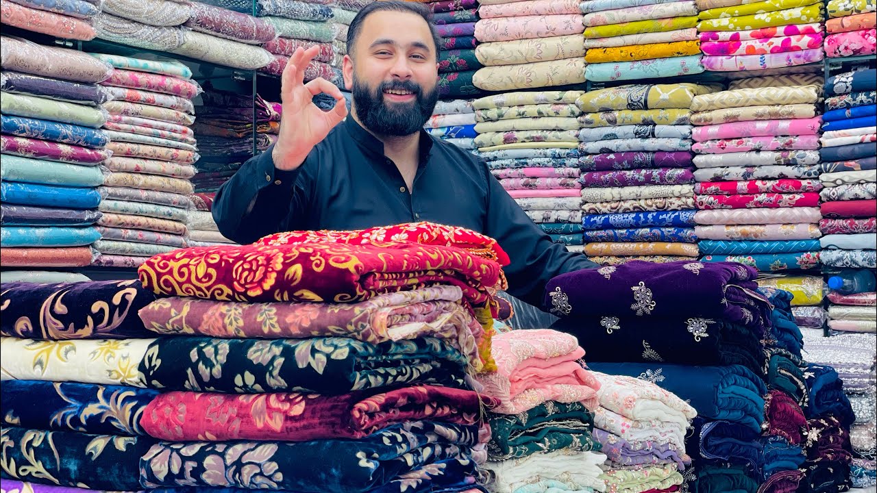 **END👑YEAR SALE**♥️Clearance😍Prices✅\ Partywear💯Suits🌸\ December🌺Sale🥳\ Fancy🔥Dress👗\ Leftover🎁Suits