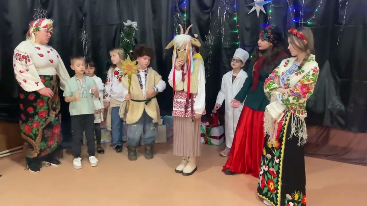 Колядки, щедрівки від театрального гуртка "Арлекін" керівник Горбунова В.А.