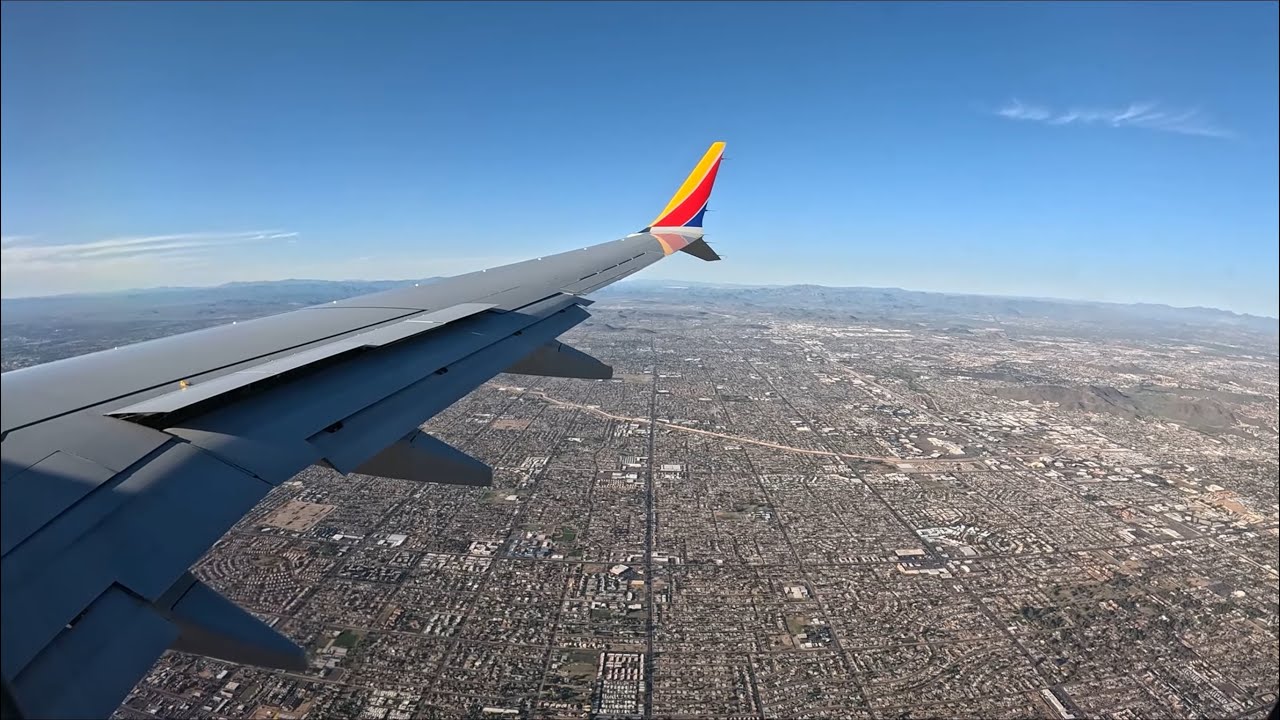Southwest Airlines Boeing 737MAX-8 scenic evening landing in Phoenix I 4K60