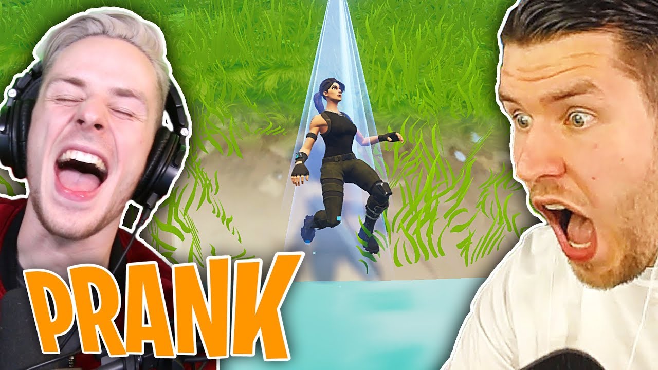 STANDARD SKILL with FAKE UNDERWATER Secret in FORTNITE TROLLED TO RIDICULOUSNESS!