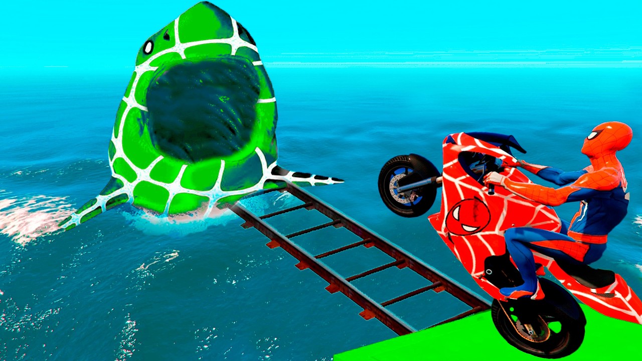 سبايدر مان اصعب دراجة نارية فوق اسماك القرش - Superheroes Ride on Motorcycle Stunt Funny Moments?