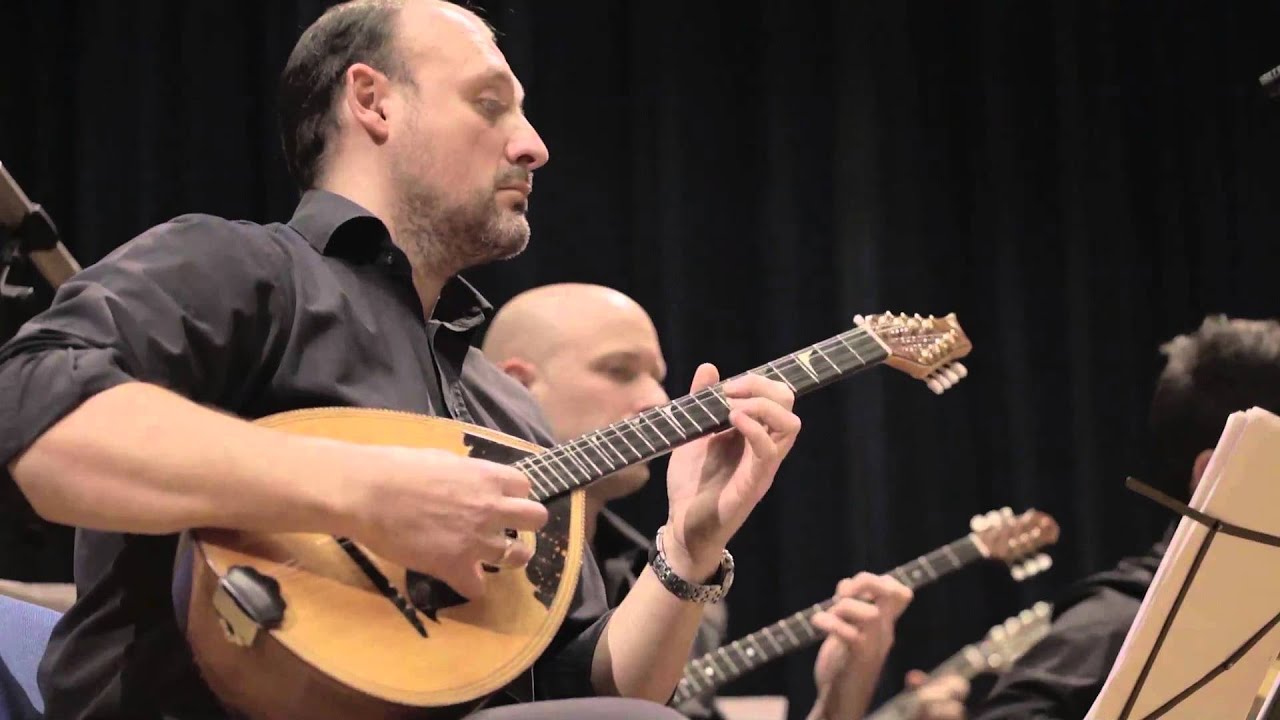 GEORGIOS KARAGIORGOS - Pera stous pera Kambous (Traditional) אנסמבל בוזוקי ותזמורת הפלקטרום הישראלית