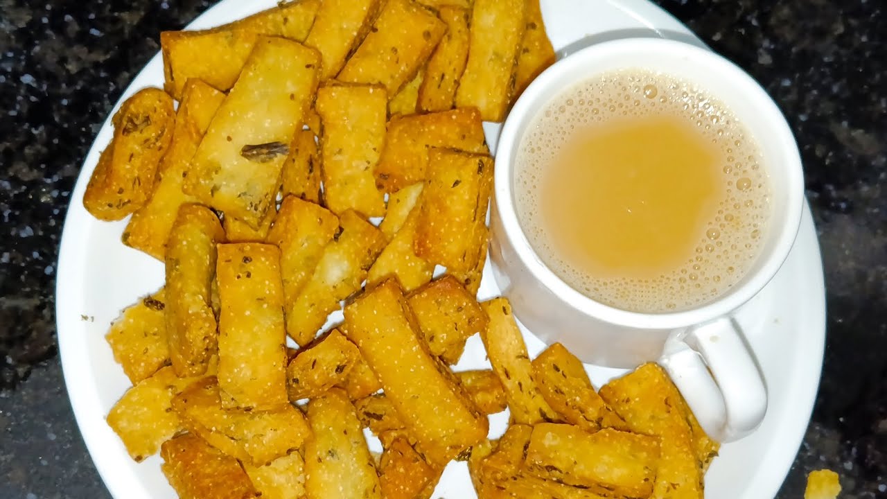 Crispy Namak Pare Recipe | 5 Minute Snack | Easy & Tasty#RozyAnnapurnaKitchen