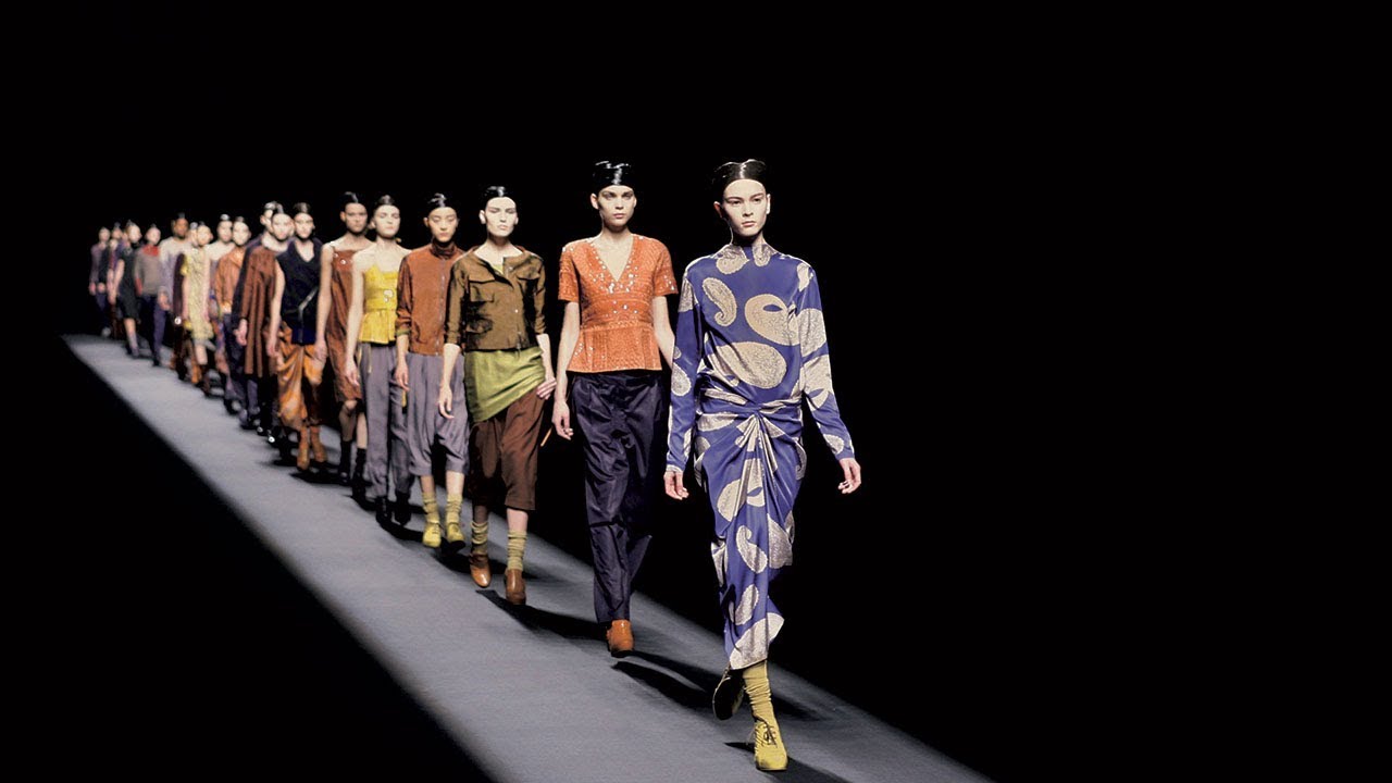 DRIES VAN NOTEN 060 Women’s Autumn/Winter 2007-2008 Fashion Show