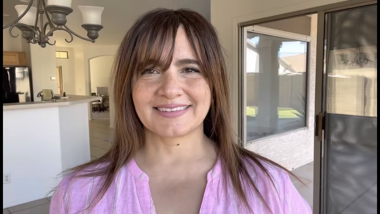 Empty House Tour 🏡                                جولة في بيتي الجديد