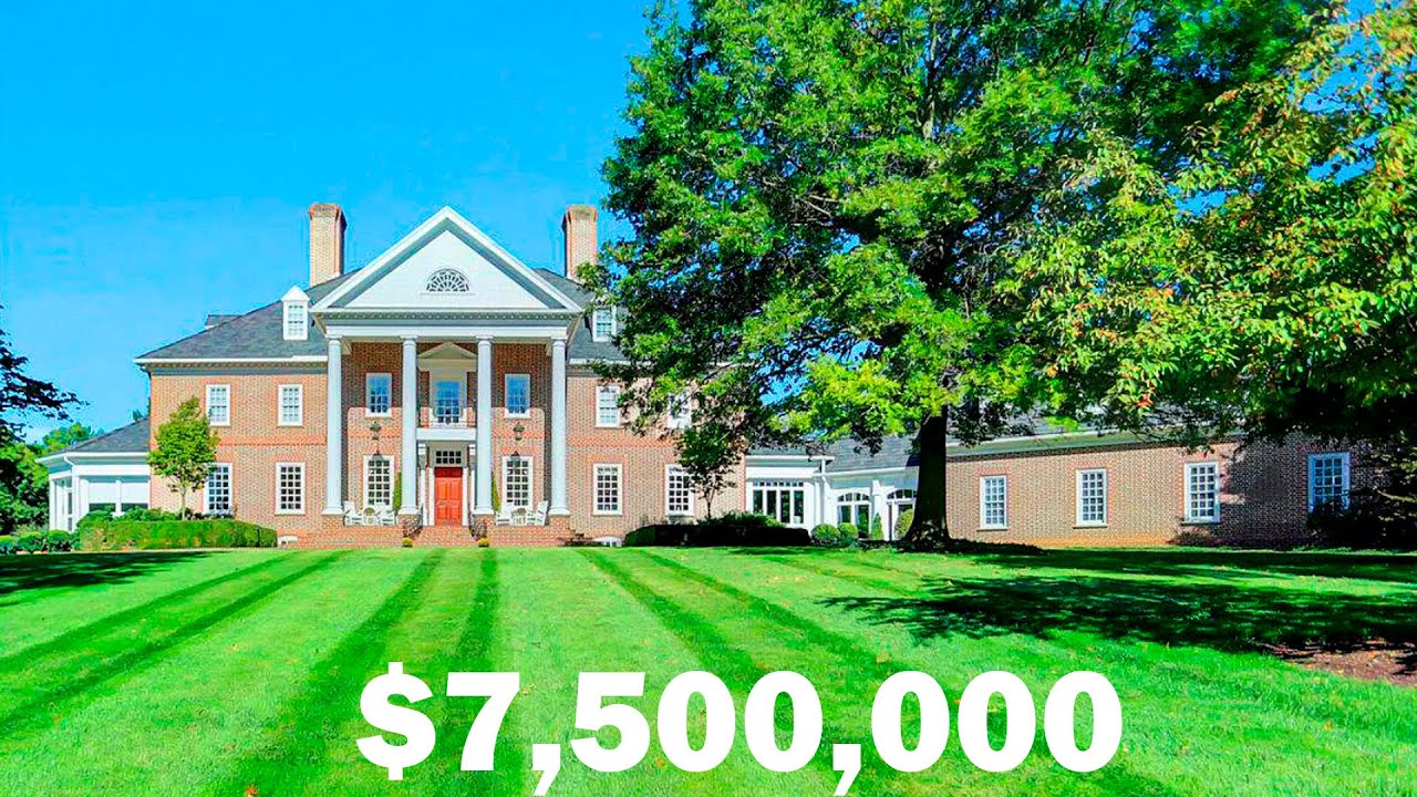Luxurious expensive mega mansion in Greencastle, Pennsylvania worth $7,500,000.