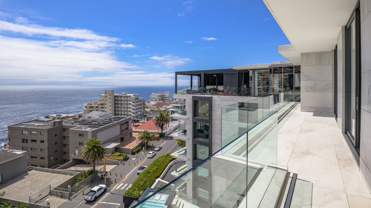 5 bedroom Apartment for  | Bantry Bay