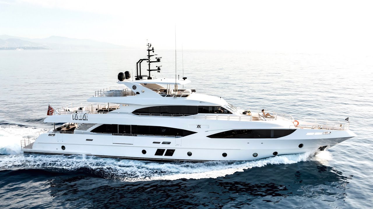 €10 Million SuperYacht Tour : 2018 Gulf Craft Majesty 125