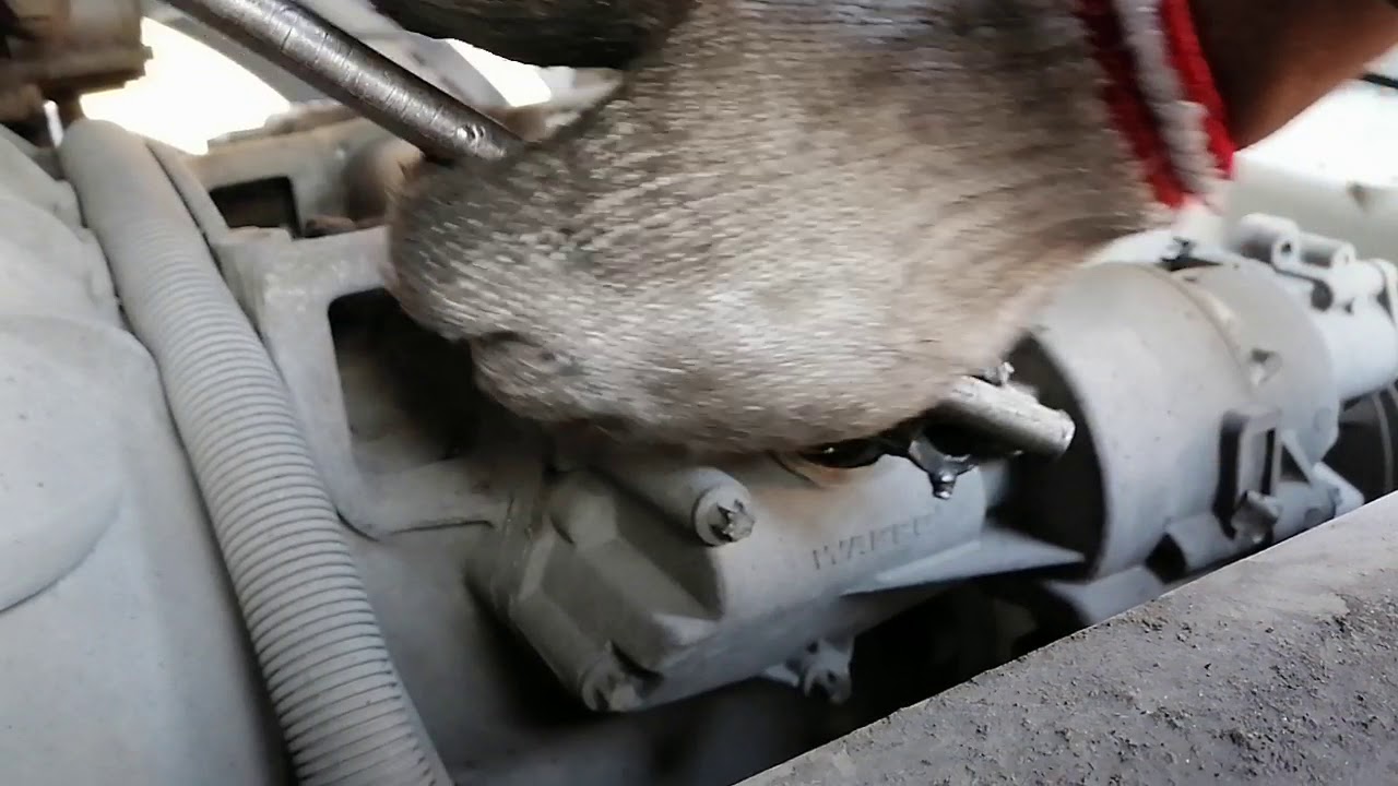 Mercedes-Benz Gear malfunction always engage need to put for neutral manually