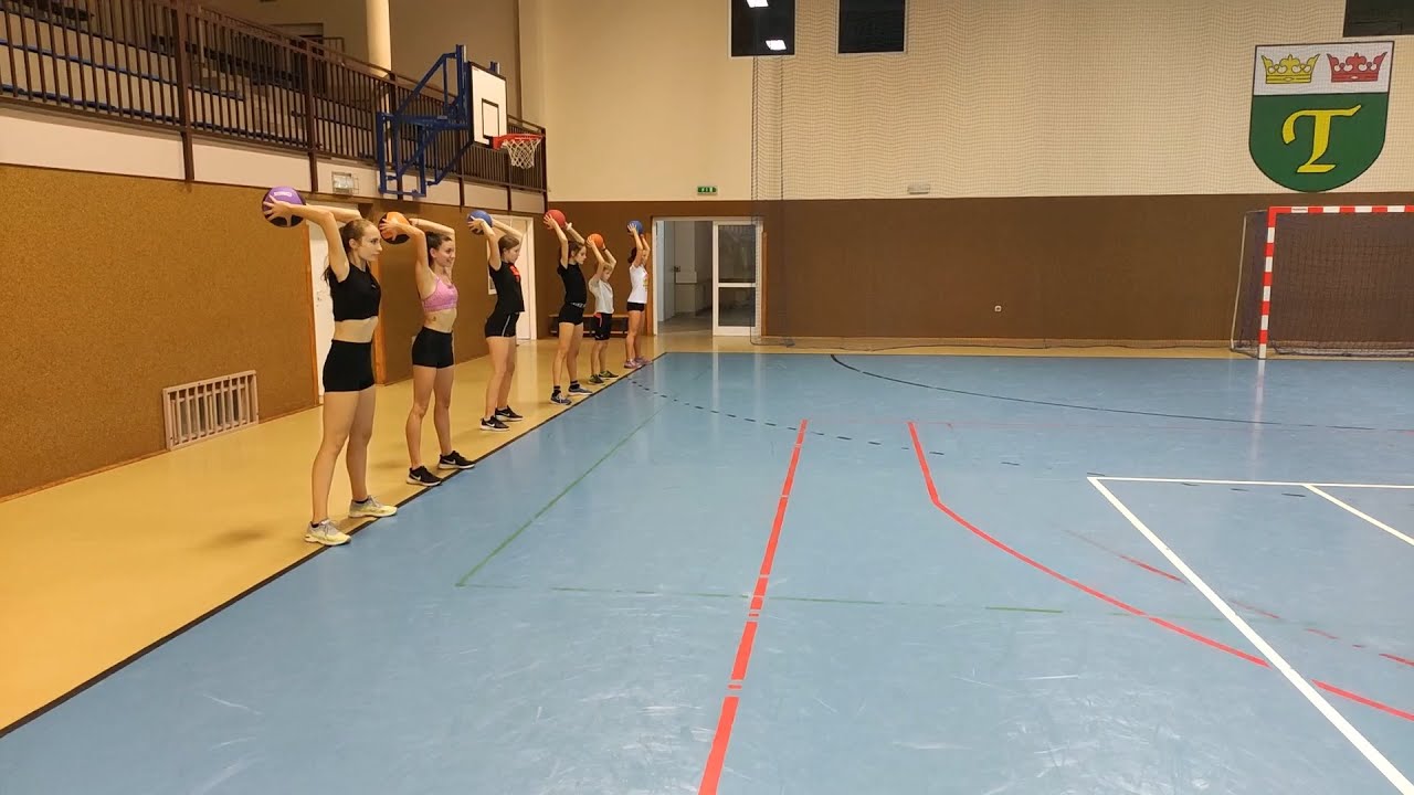 Siła dynamiczna z piłkami lekarskimi *SIŁA* *PIŁKI LEKARSKIE*