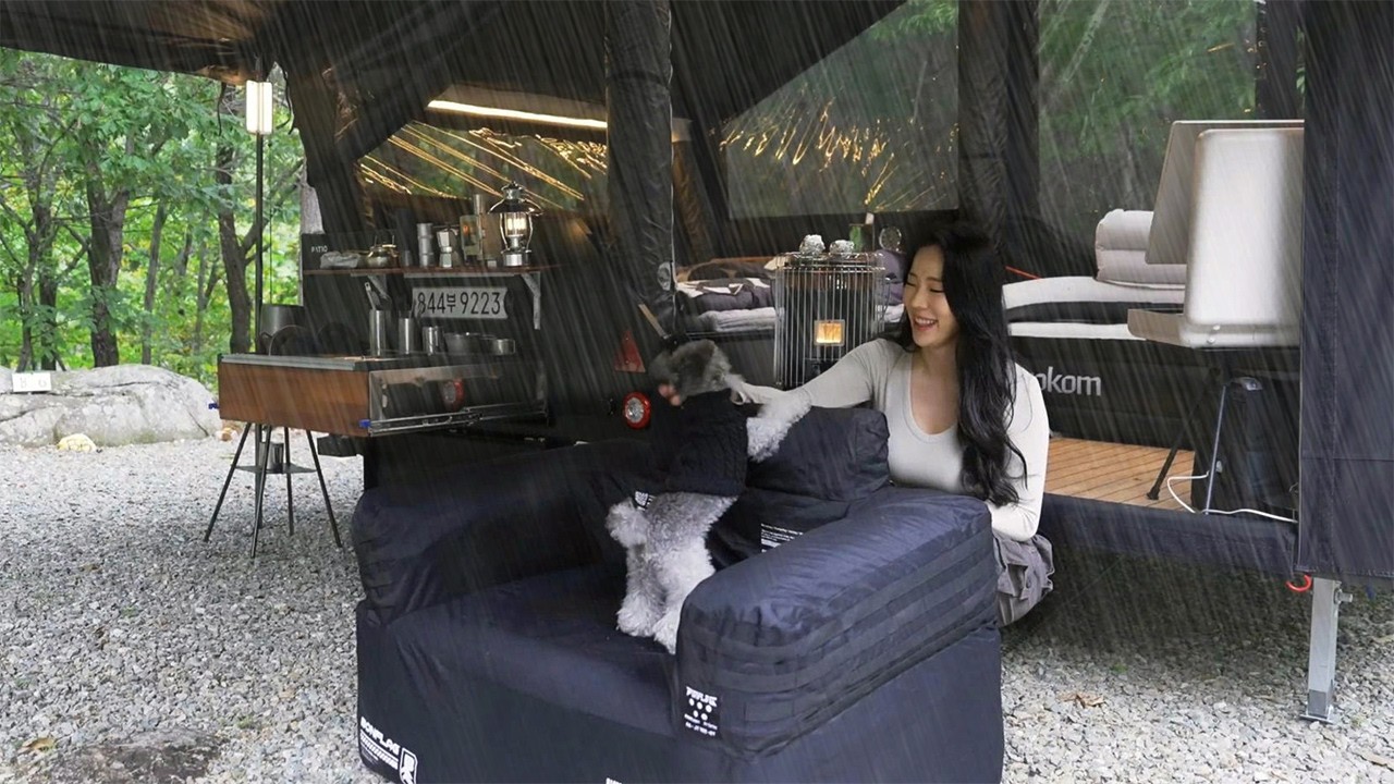 CAR CAMPING ☔ NEW INFLATABLE TENT | RELAXING CAMPING SOUNDS