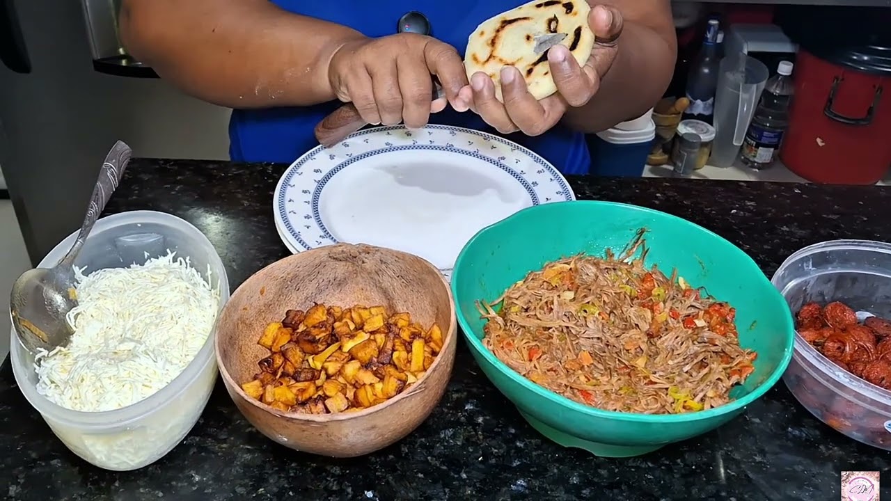 Como preparar unas  arepas rellenas paso a paso 