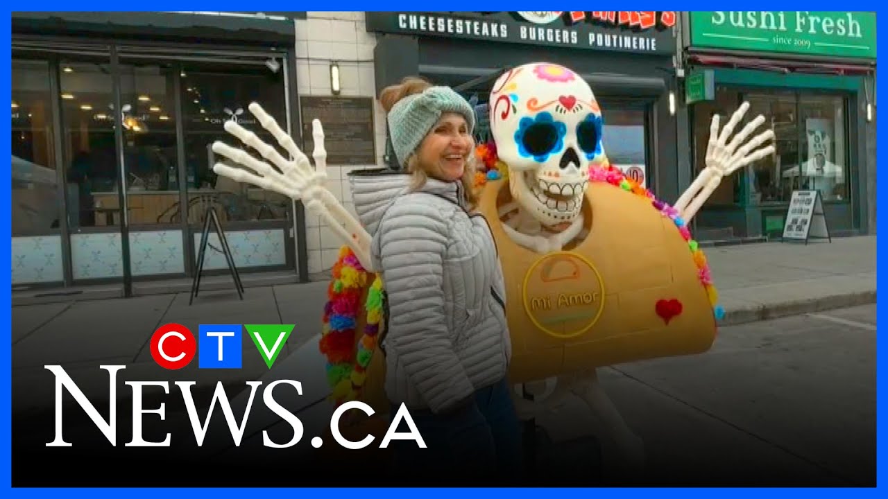 Ottawa Celebrates Day of the Dead in ByWard Market