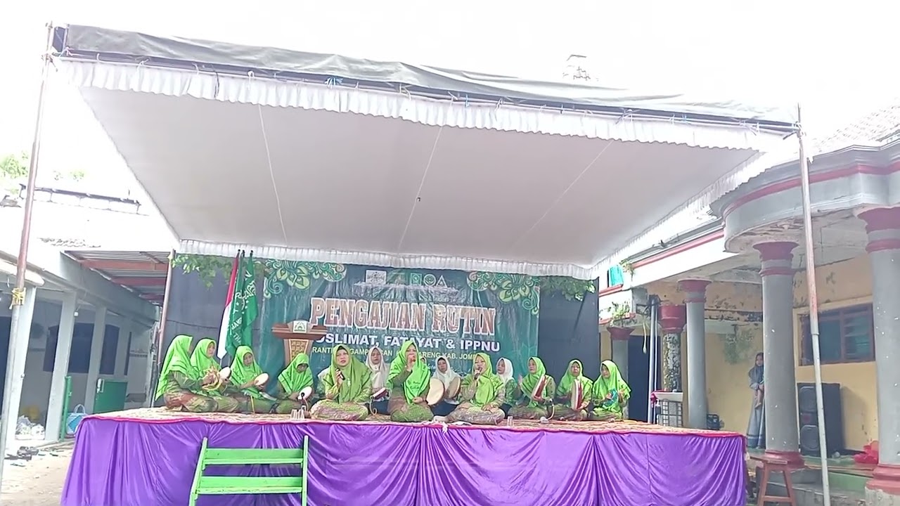 Samproh... Muslimat dan Fatayat NU Ranting Ngampungan 