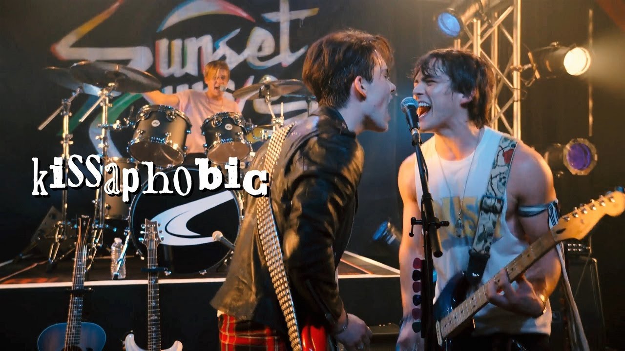 luke & reggie | kissaphobic (jatp) (for star)