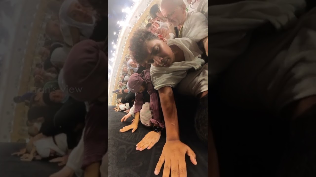 The Most Emotional Moment 🥹| Touching Kaabah❤️