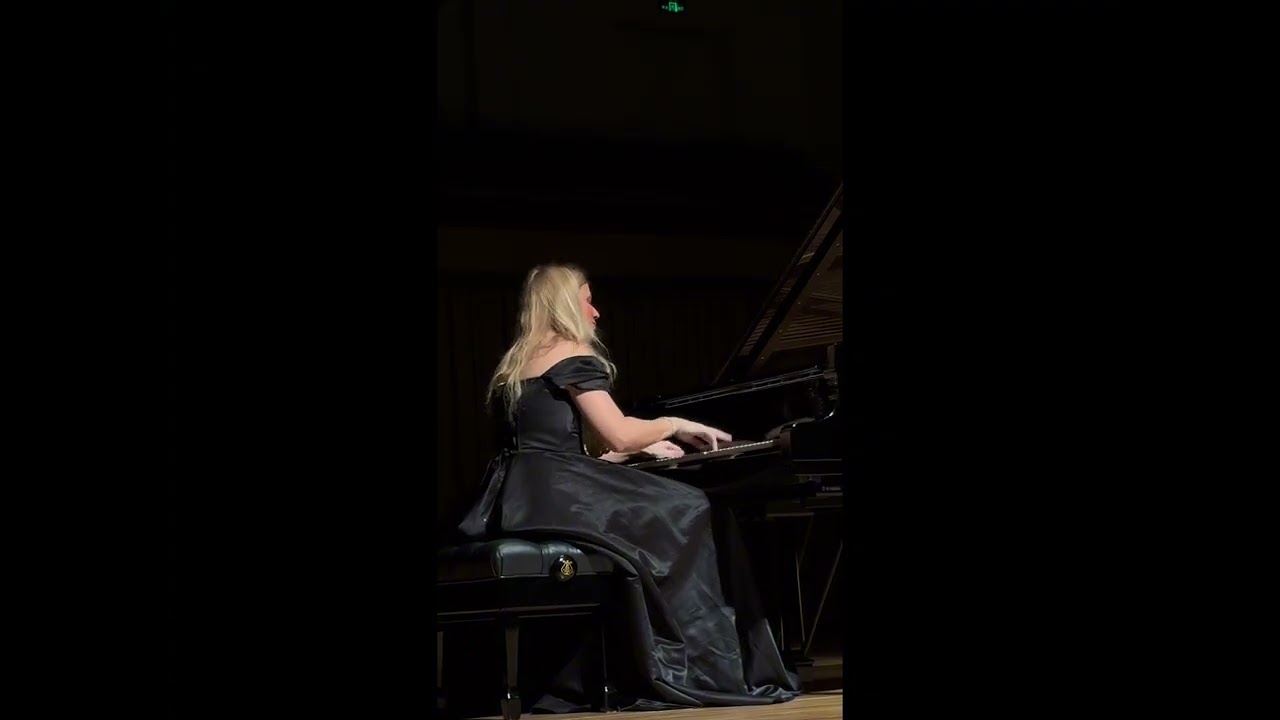 Valentina Lisitsa's Performance of Liszt's Hungarian Rhapsody No.2 in Chengdu @ValentinaLisitsaQOR 