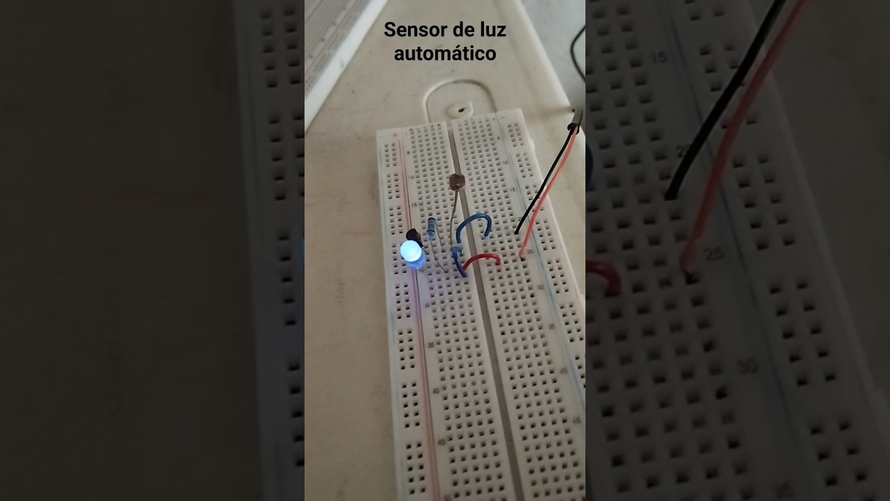 Sensor de luz autom&aacute;tica || Protoboard