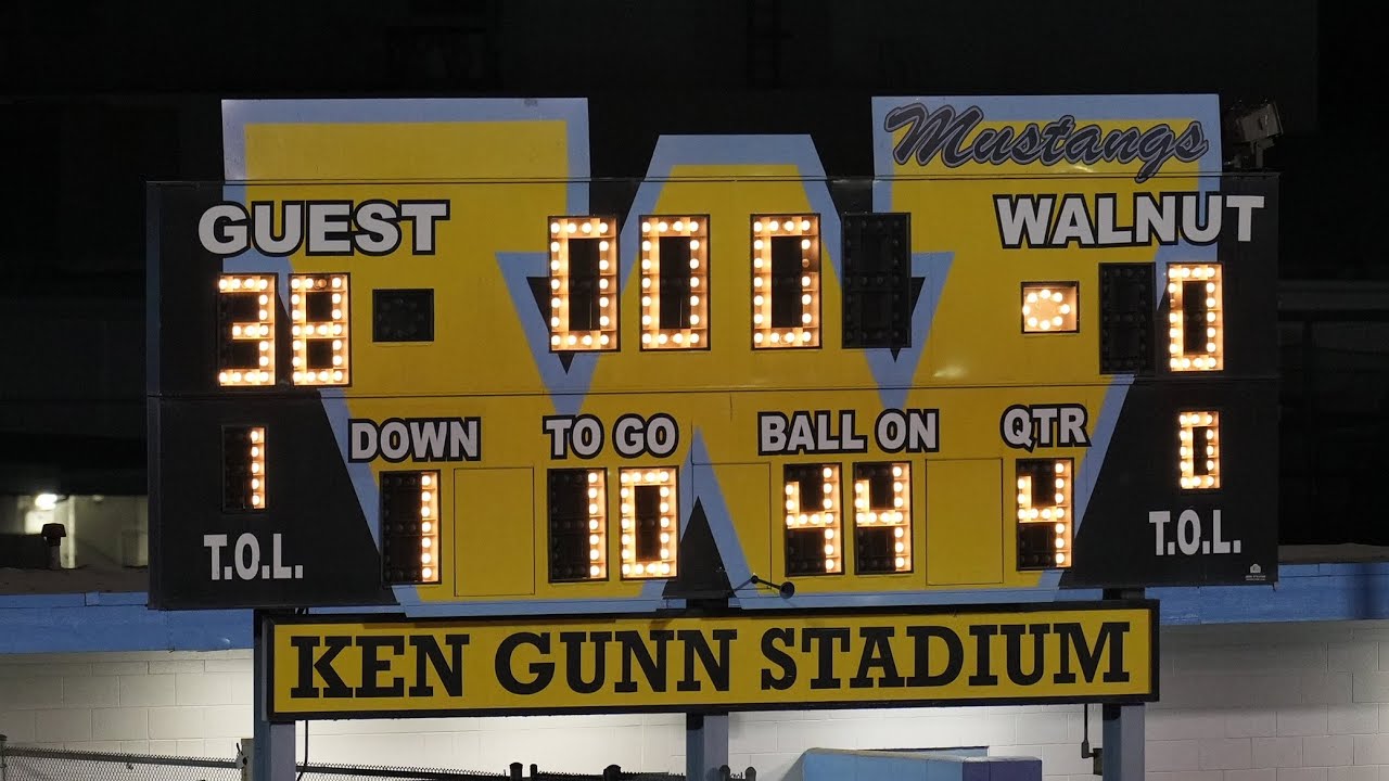 2025-2026 4k Varsity Football HIGHLIGHTS Week 10 Los Altos High School vs Walnut High School