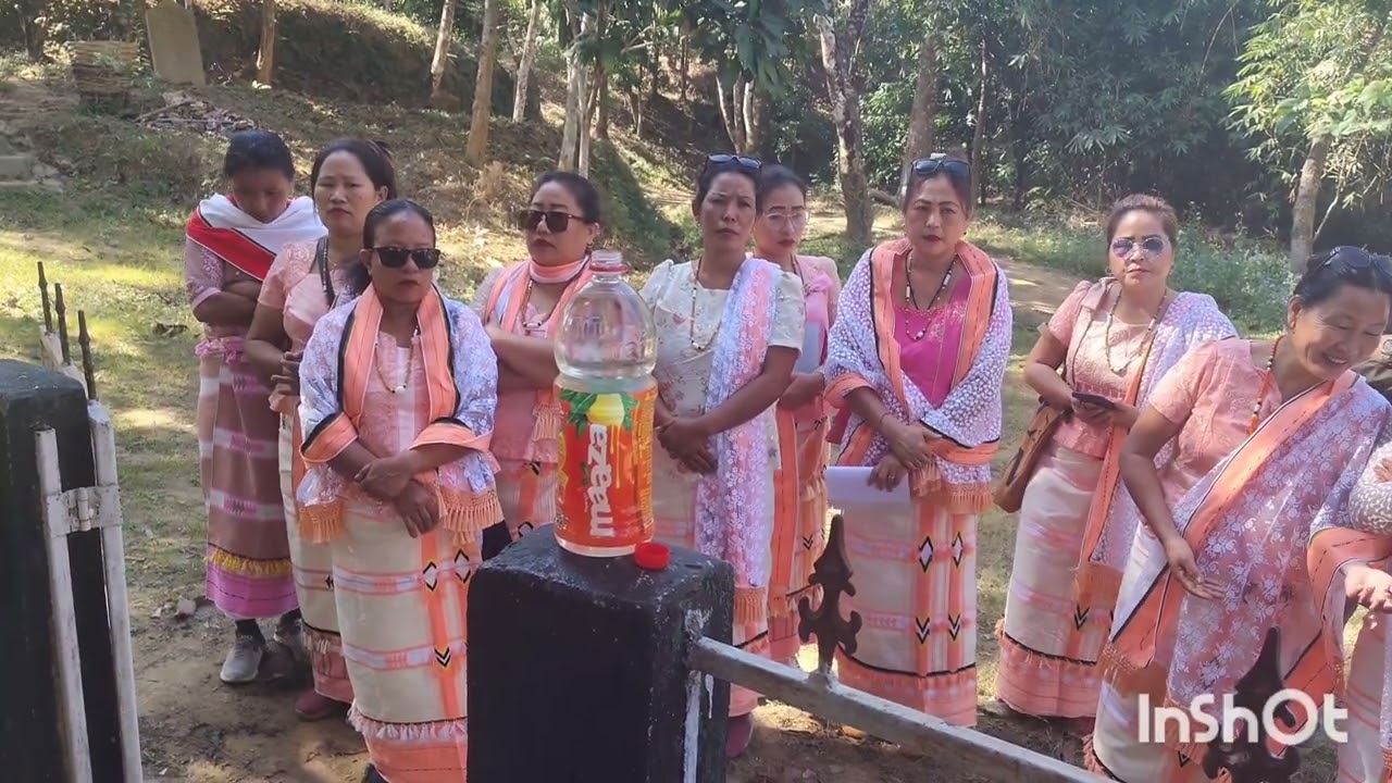Devotional prayer and song at Jadonang pilgrim, Piluan