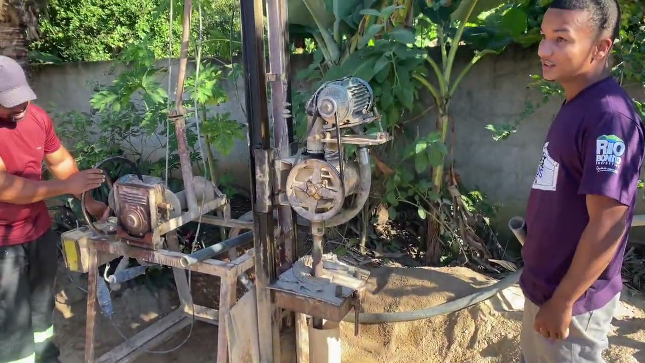 ROCHA FRATURADAS E DEPOIS PEGAMOS UMA ROCHA FECHADA…#agua #pocoartesiano #centraldospoços #obra