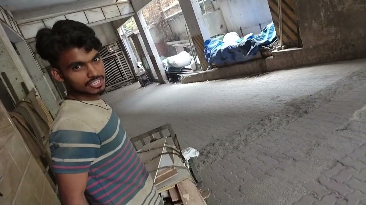 Kaam pe masti work from City centre mall Byculla Mumbai #blogwithgolu94 #youtubeshorts 