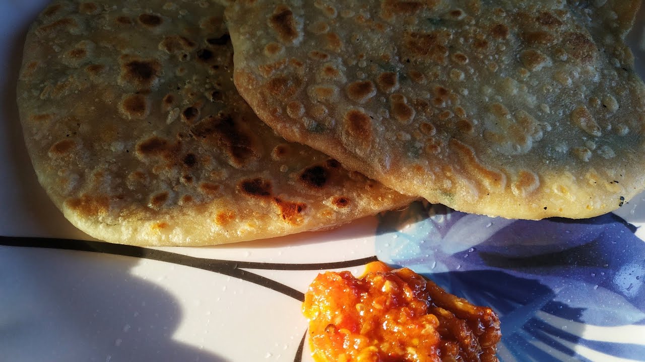 Yumda aloo paratha kamaina houba// How to make Aloo paratha at home? Tasty Aloo paratha/ Tania gogoi