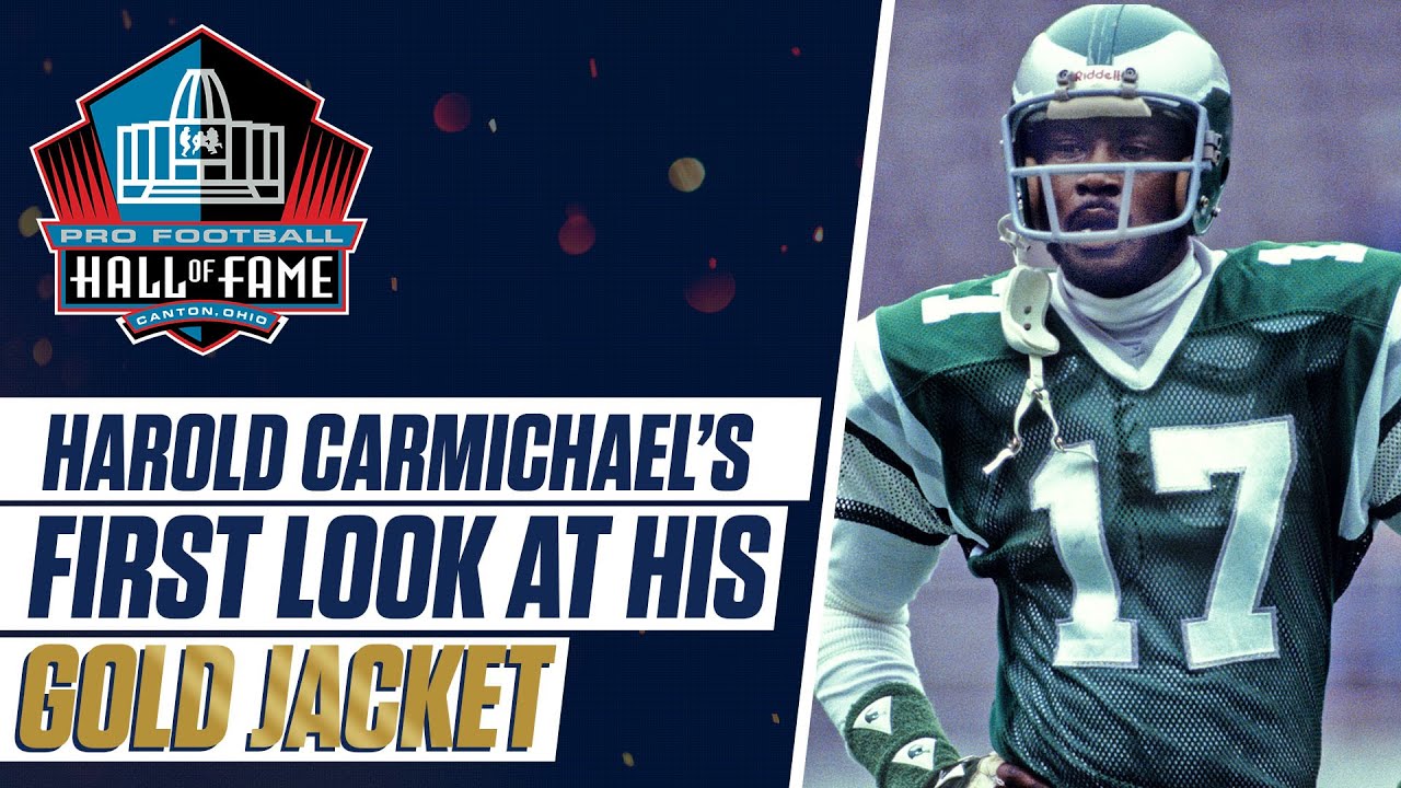Harold Carmichael Gets First Look at Haggar Gold Jacket | Pro Football Hall of Fame