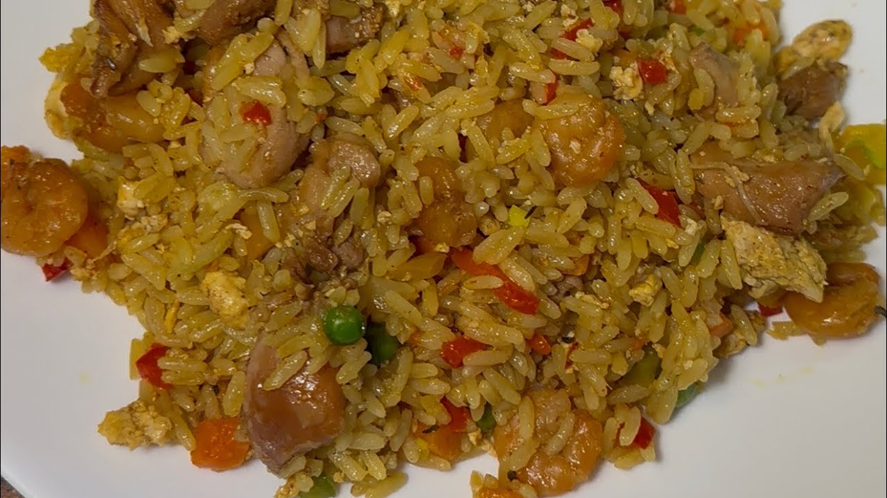 Chicken Fried rice! One way TO MAKE Fried Rice. A step by step guide