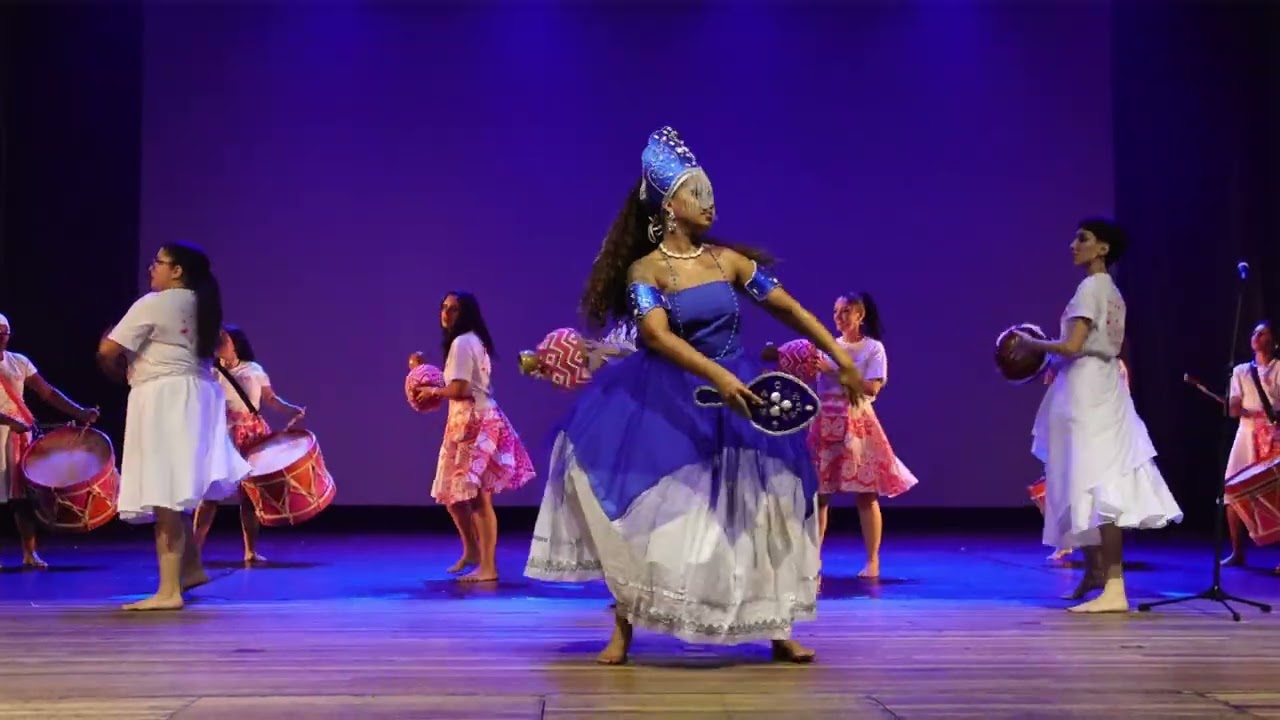 Grupo Baque Mulher - Espetáculo "Prisma: O Universo Feminino em Cores" (20ª Mostra Passo a Passo)