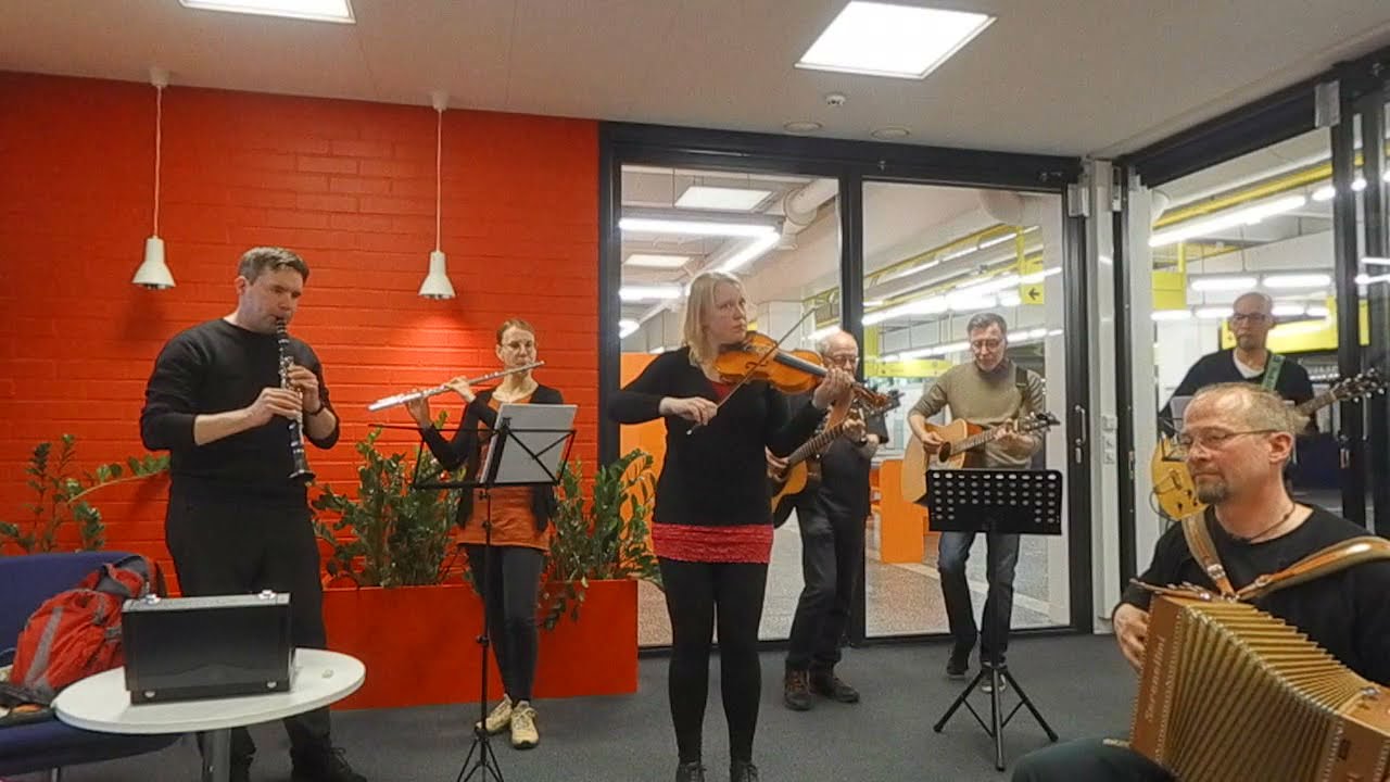 Oravaisten menuetti