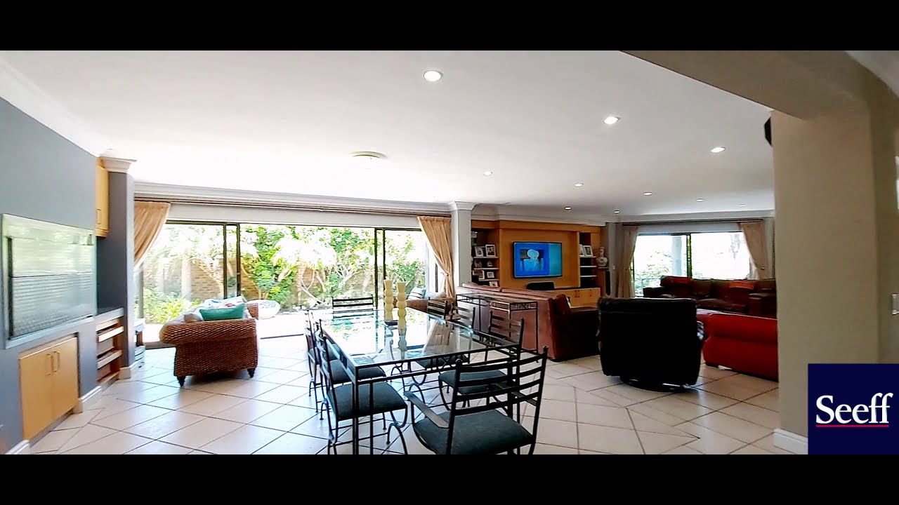 4 Bedroom House For Sale in Welgedacht, Cape Town