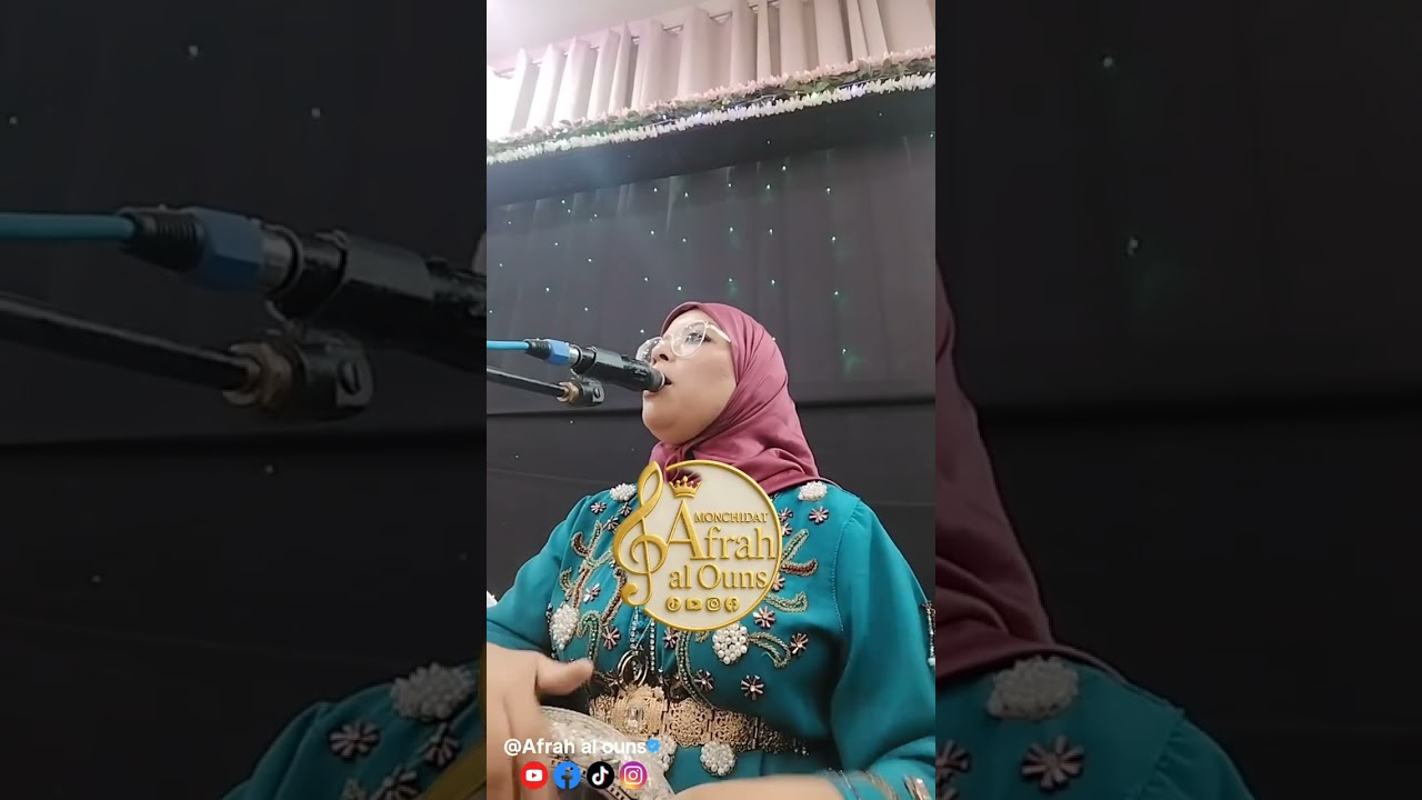 عاجباني بنتي البوكوصة 😍 الله يحفظ ليكم بناتكم ❤️❤️#افراح_الانس #0687606027
