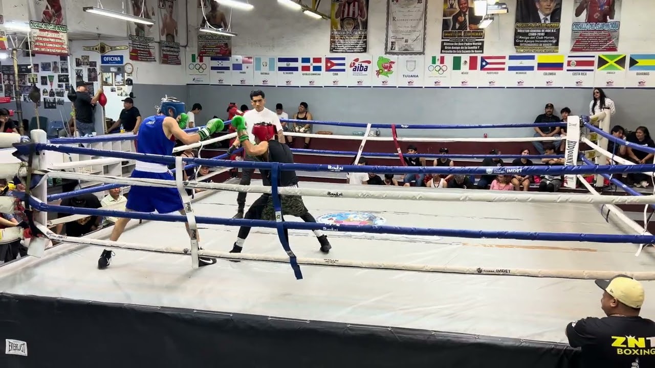 Yosgart “Dinamita”Uscanga (Careta Roja) Vs Felix Martinez Round 1