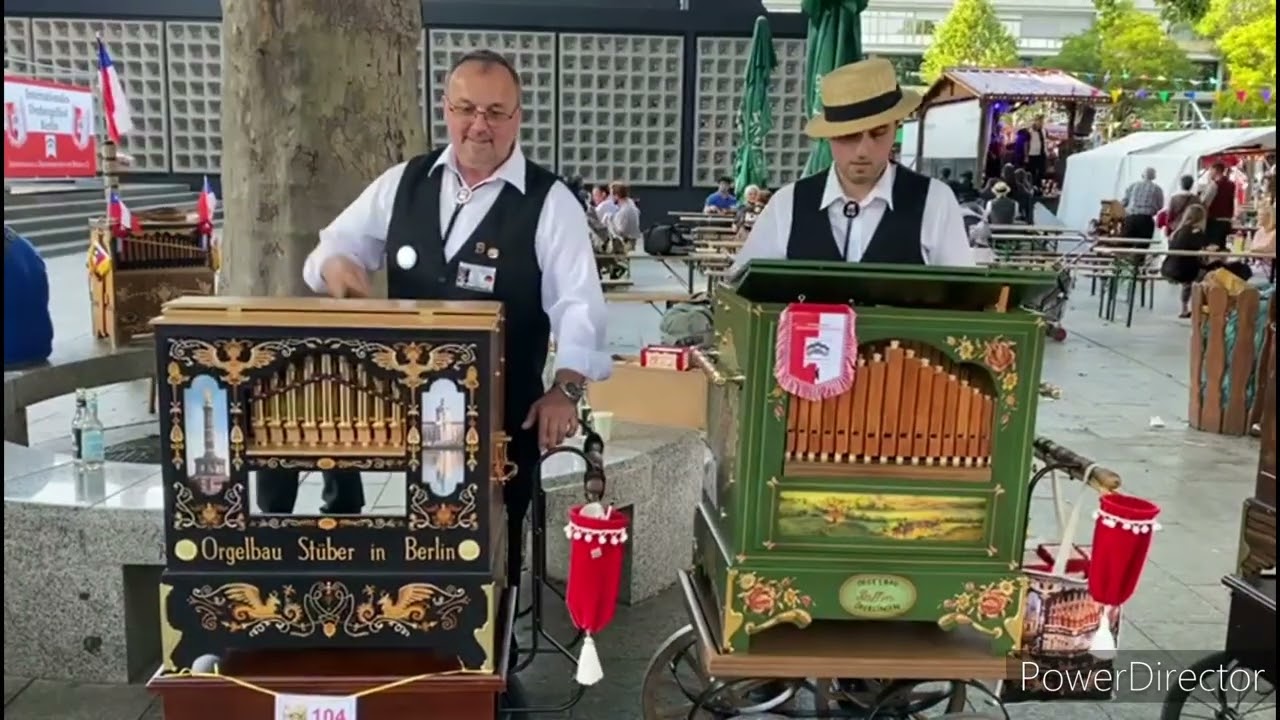 31er Stüber Drehorgel spielt 