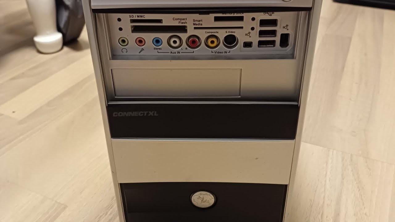 Taking a look at a Medion computer from 2003!