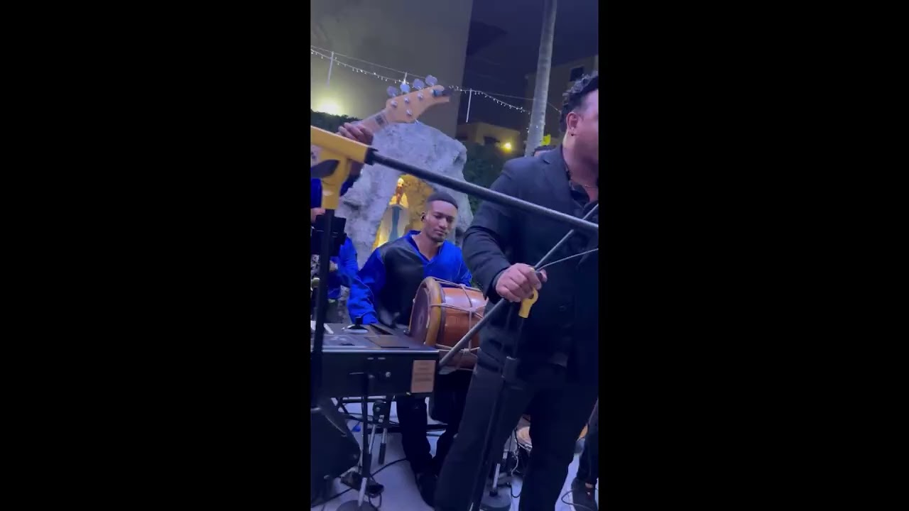 Arthur y su banda total nunca tema por ella en vivo