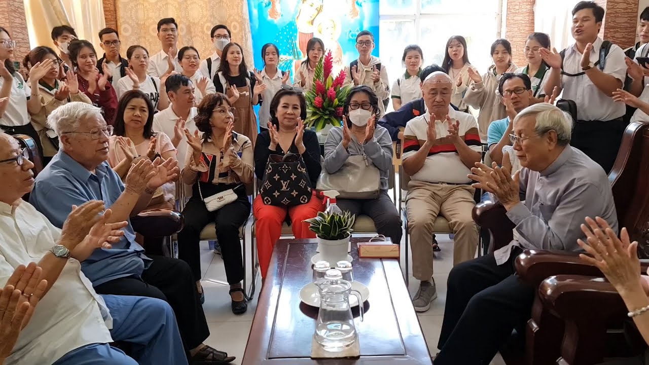 THĂM QUÝ CHA HƯU