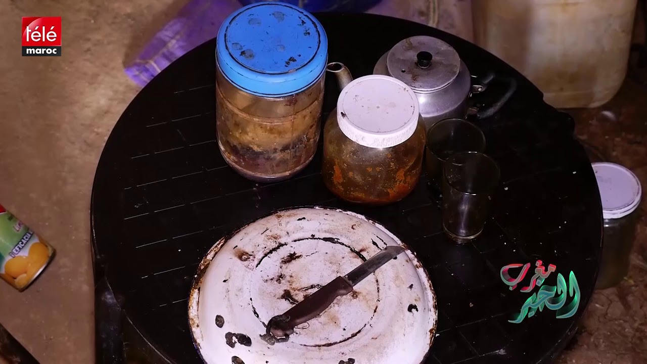 مغرب الخير: شاهد معاناة سيدة مسنة تعيش بمفردها في منزل أشبه بالكوخ في قرية نائية