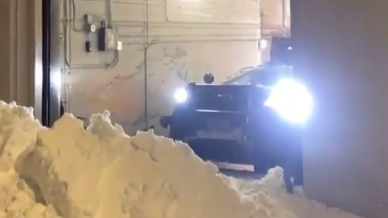 Antifa blocks Seattle police from responding to emergencies during dangerous snowstorm
