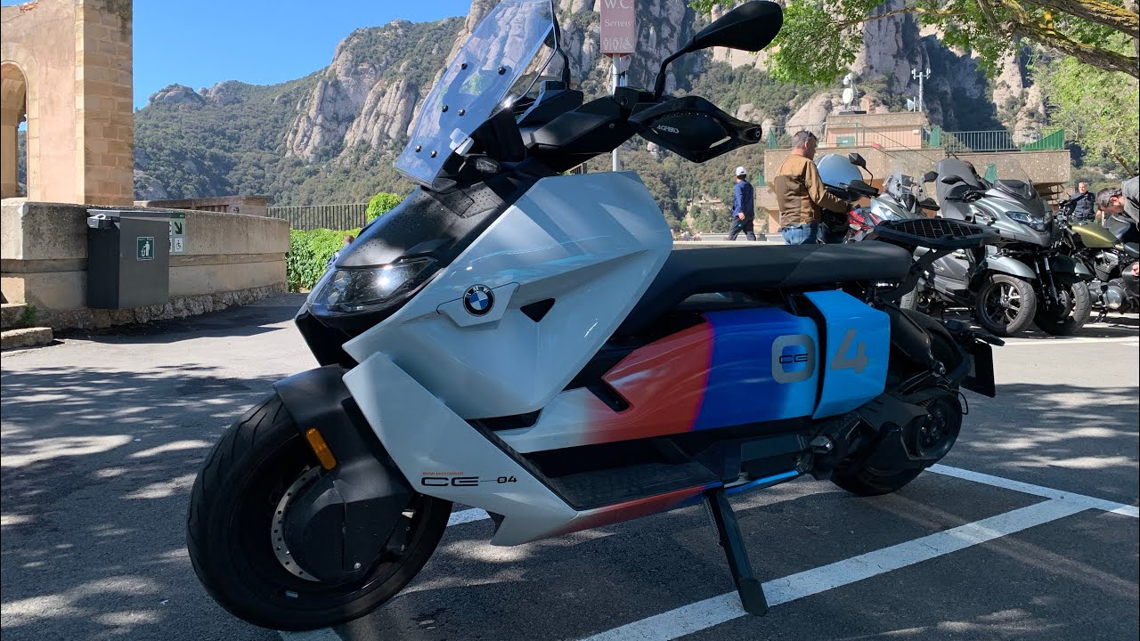 BMW CE04 - La nueva Maxiscooter eléctrica (ruta de 120 km)