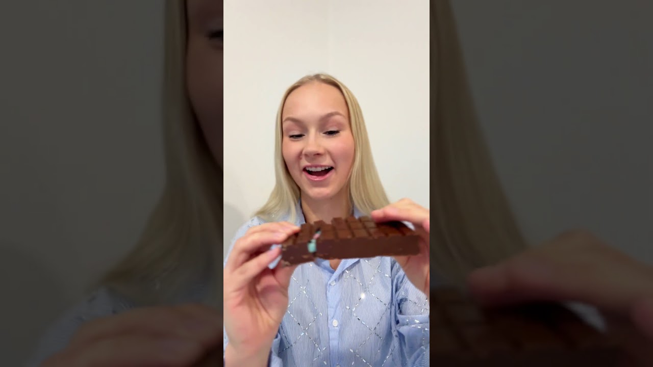 Karkkeja suklaalevyn sis&auml;ll&auml;😋 | swedish candy suklaalevy