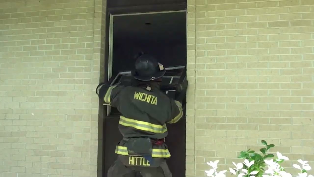 Removing Metal-Clad and Vinyl Windows